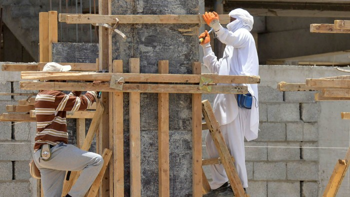 httpsd1e00ek4ebabms.cloudfront.n